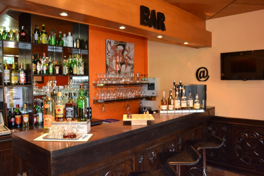 Hotel Restaurant Davat Brison-Saint-Innocent Exterior photo