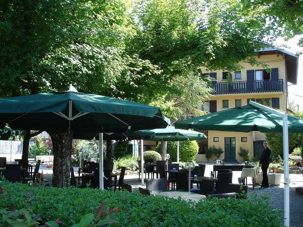 Hotel Restaurant Davat Brison-Saint-Innocent Exterior photo